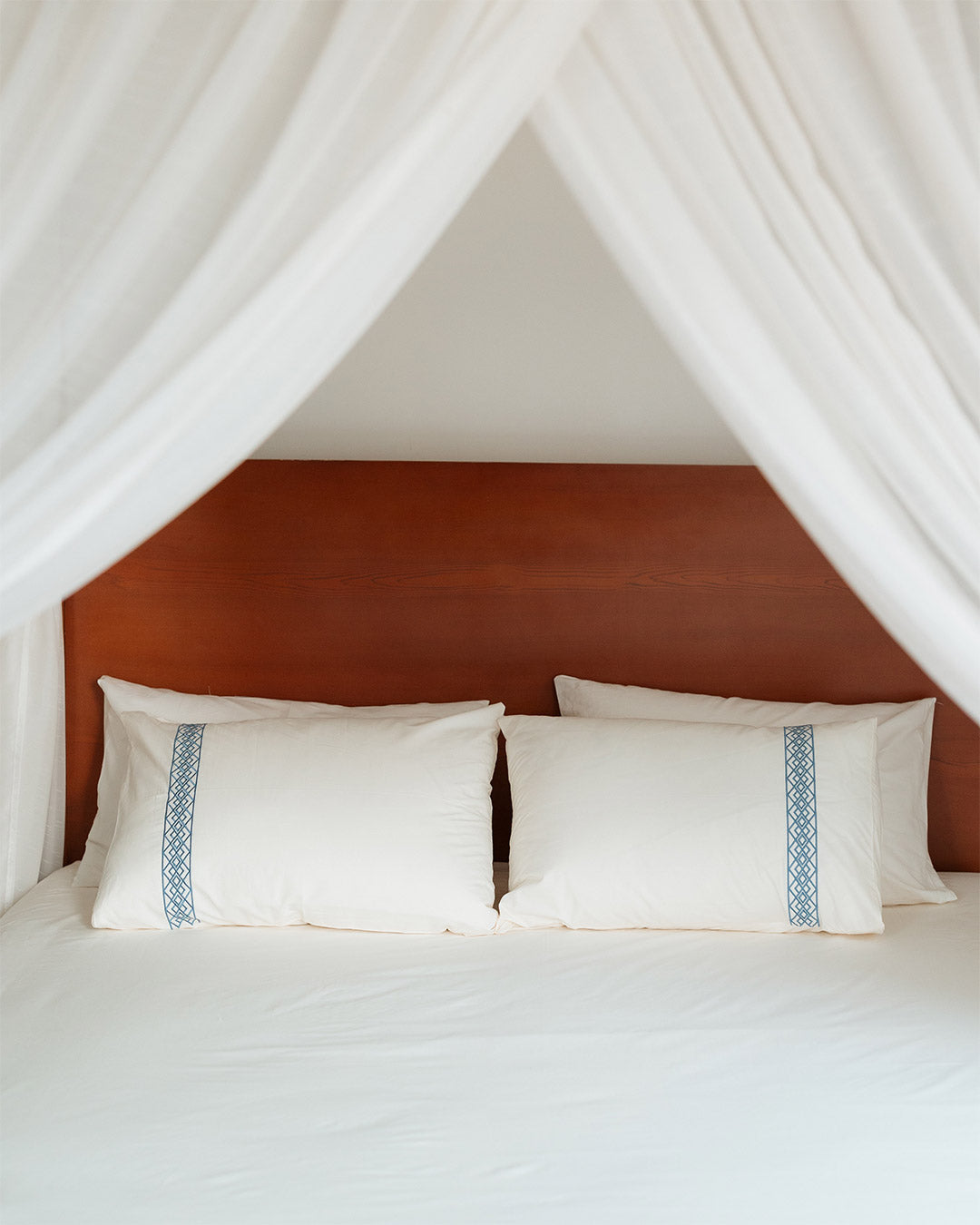 Grace bridal embroidered bedsheet