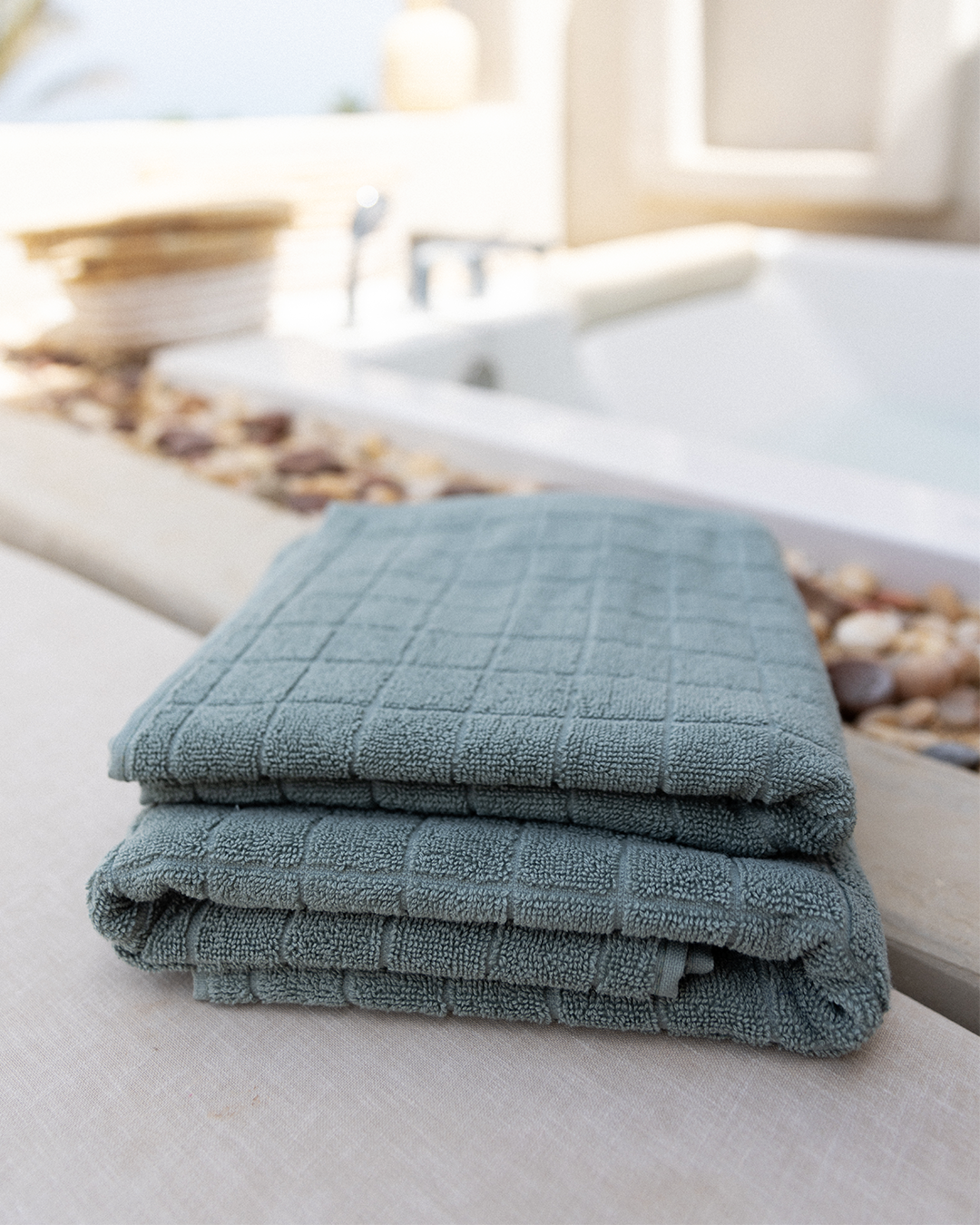 Grid Jacquard Towel 600 GSM
