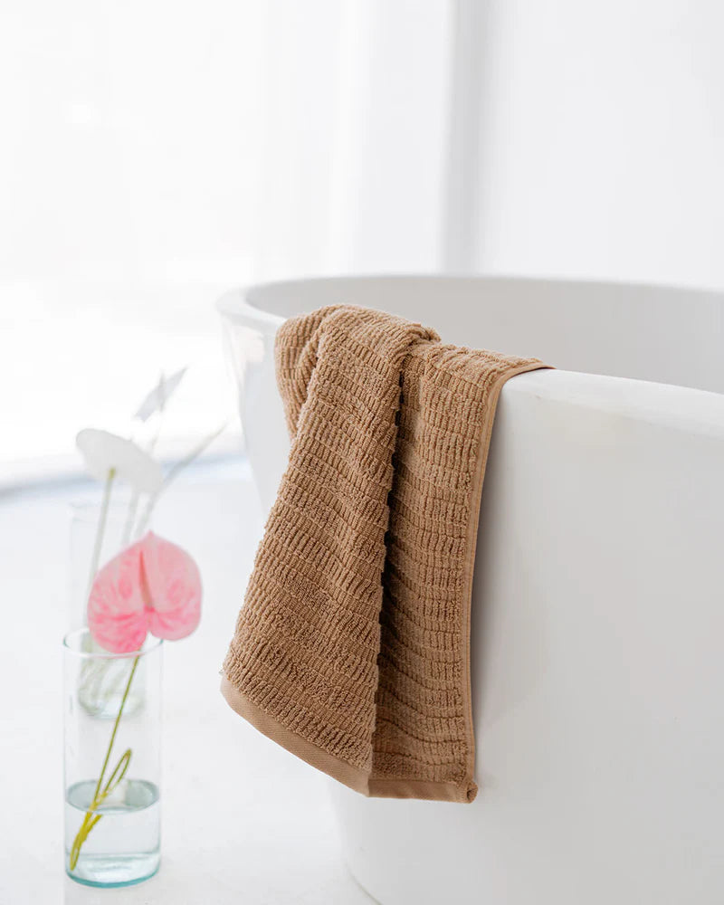 Soft Ribbed Jacquard Towel 600 GSM