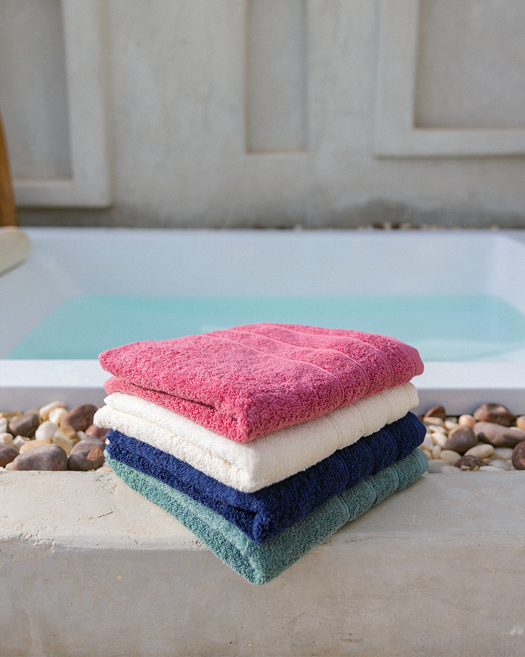 Essential Trim Towel 600GSM