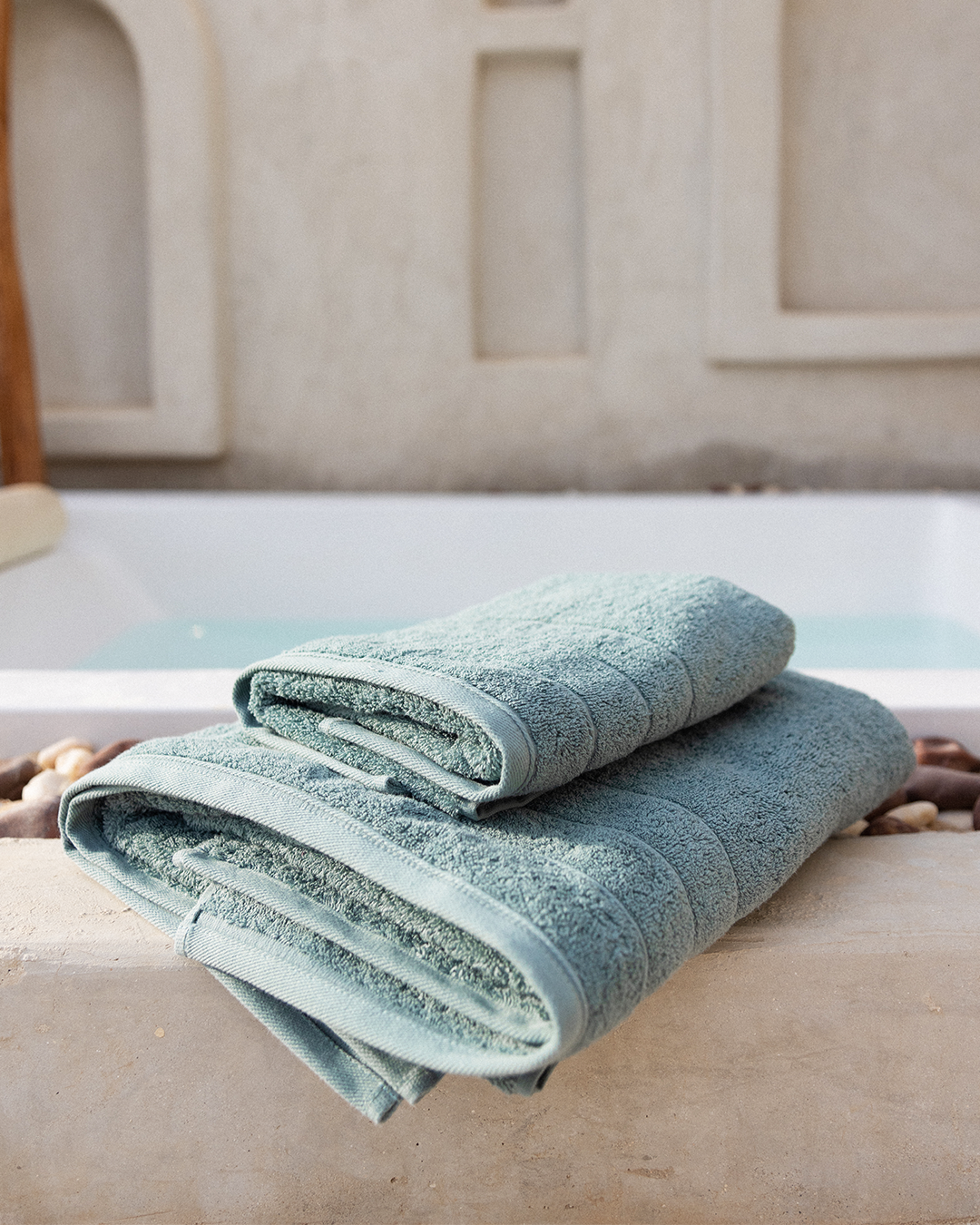 Essential Trim Towel 600GSM