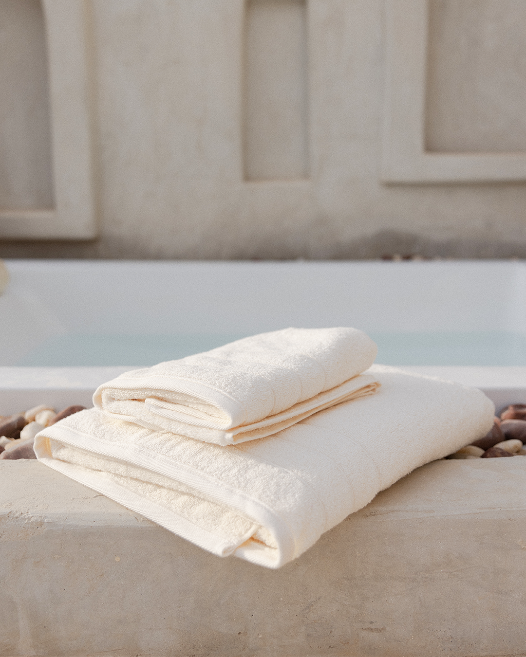 Essential Trim Towel 600GSM