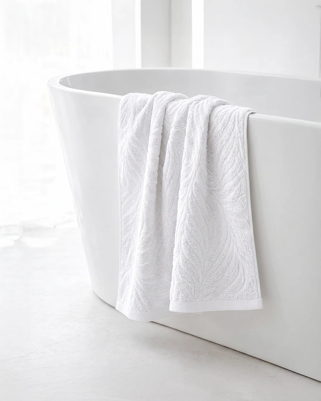 Vine Jacquard Towel 600GSM
