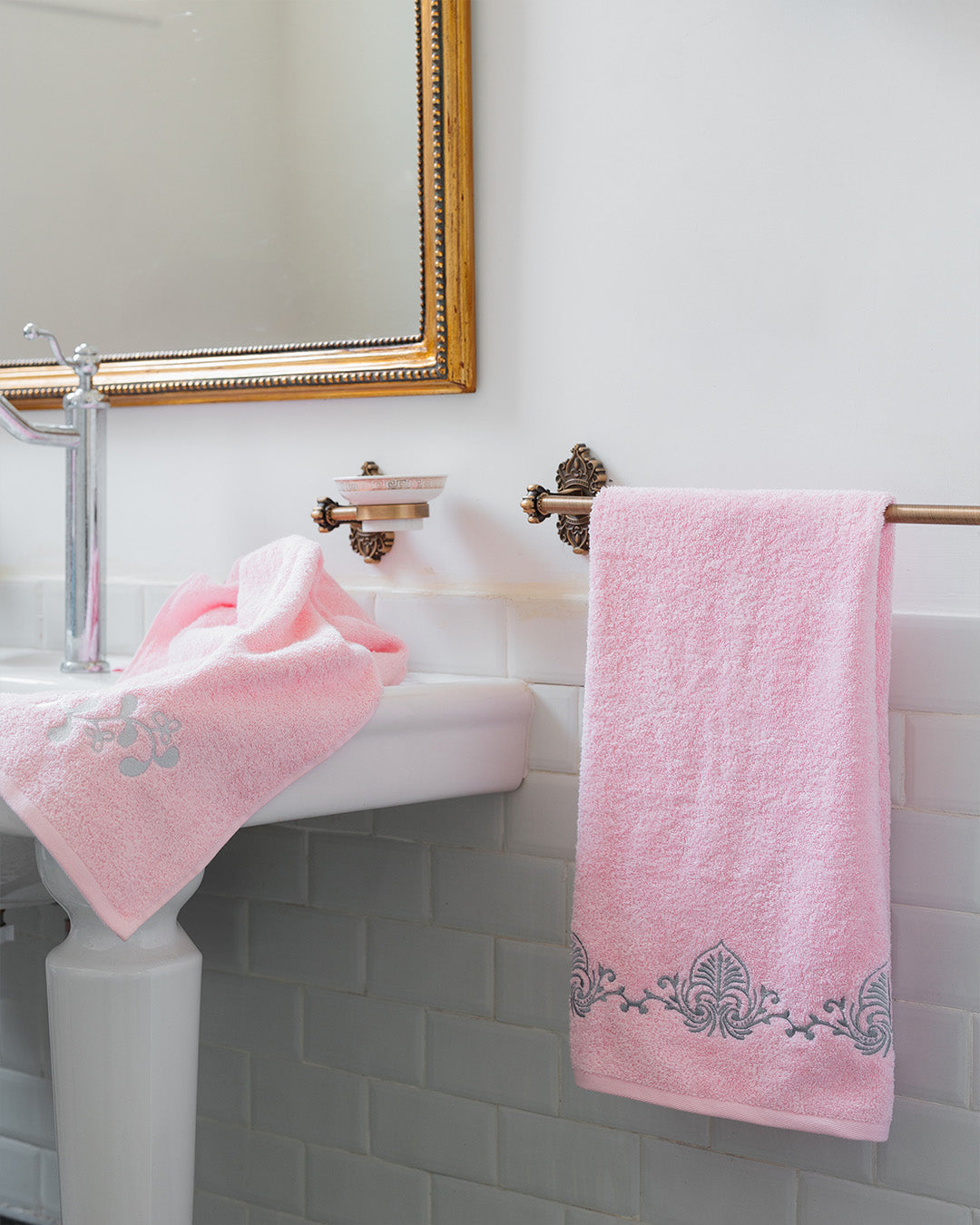 face towel Majesty