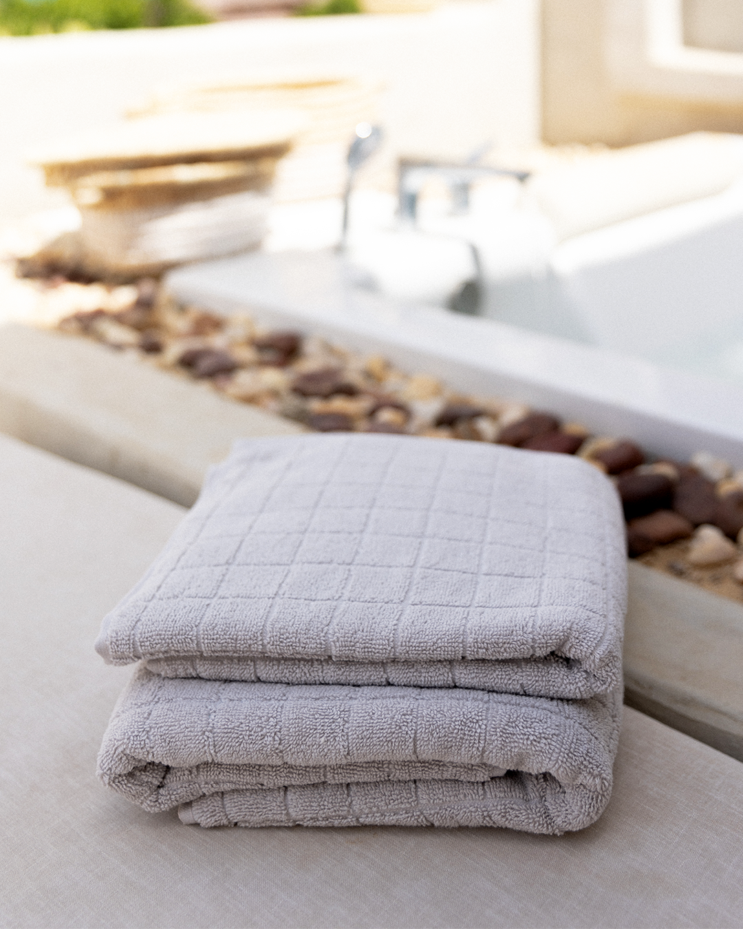 Grid Jacquard Towel 600 GSM