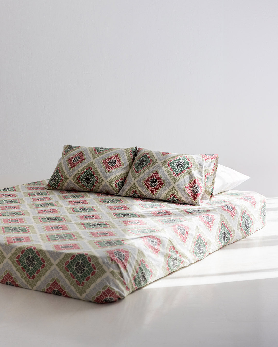 Crimson Flat Bedsheet