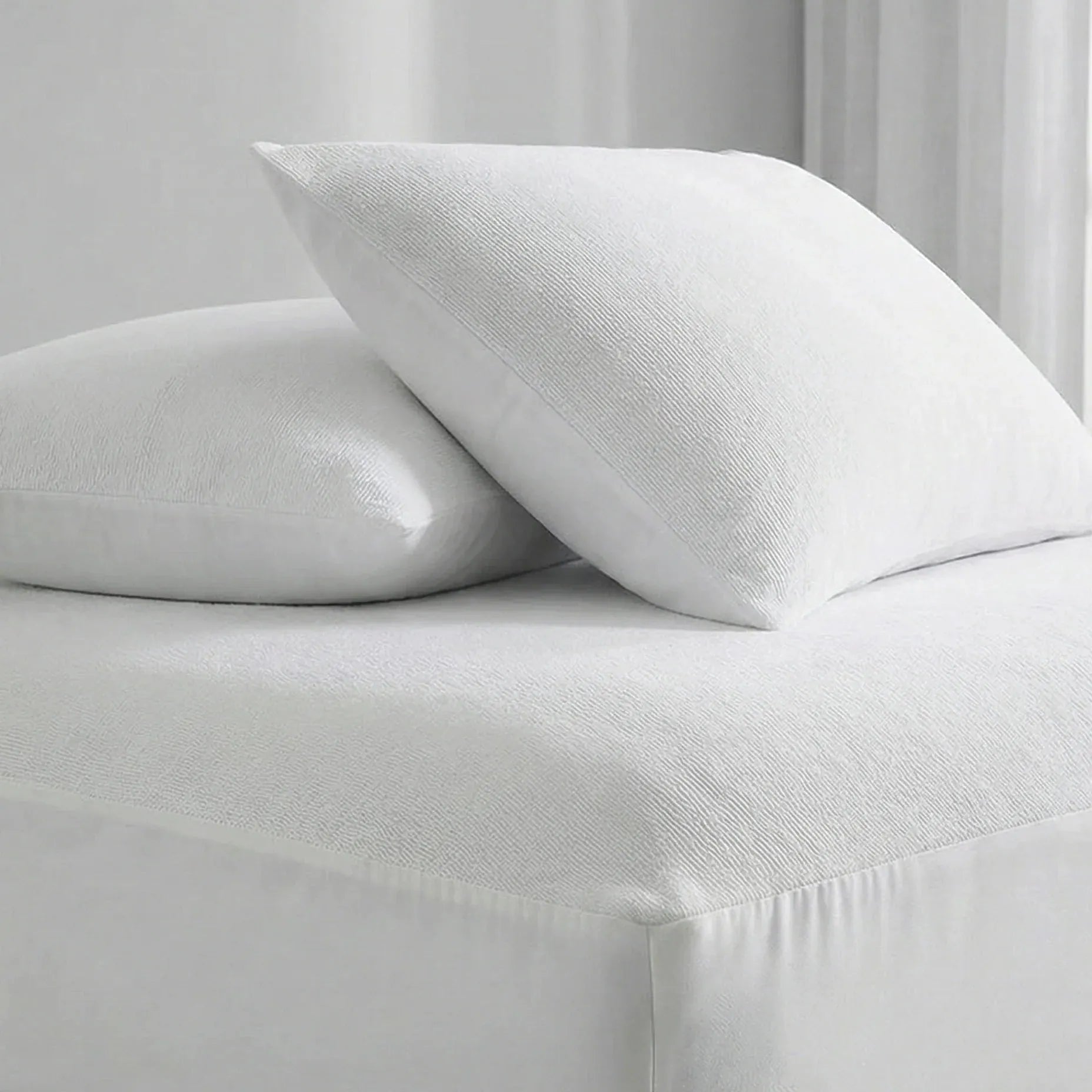Protect my Bed Bundle (Mattress Protector + 2 Pillow Protectors)